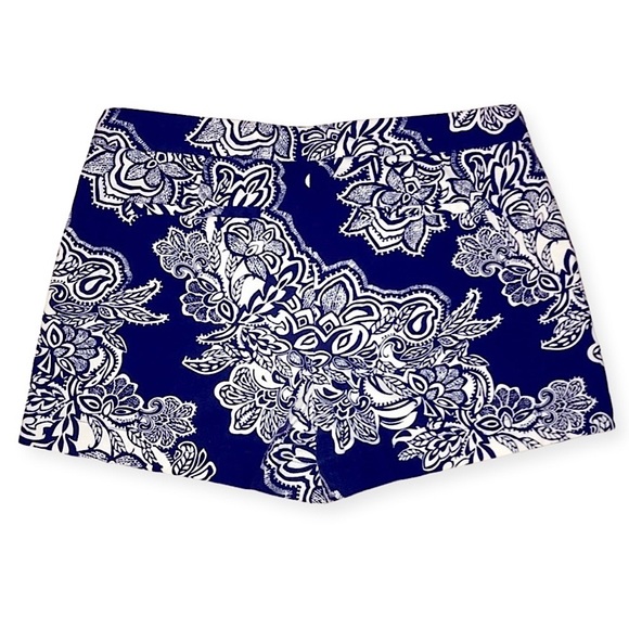 Floral Printed Shorts - Picture 3 of 3